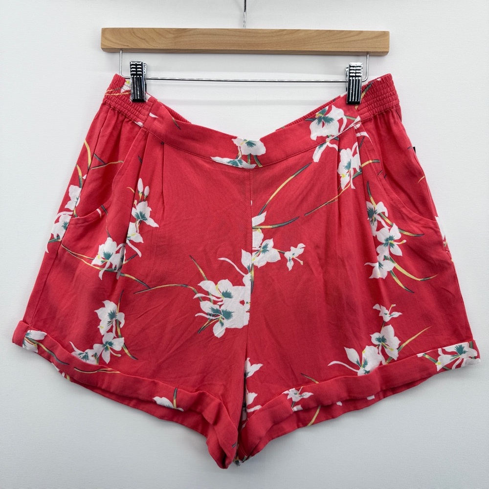 Volcom Ultra High Rise Pull On A-line Shorts Size Large NWT Surfer Beach Summer